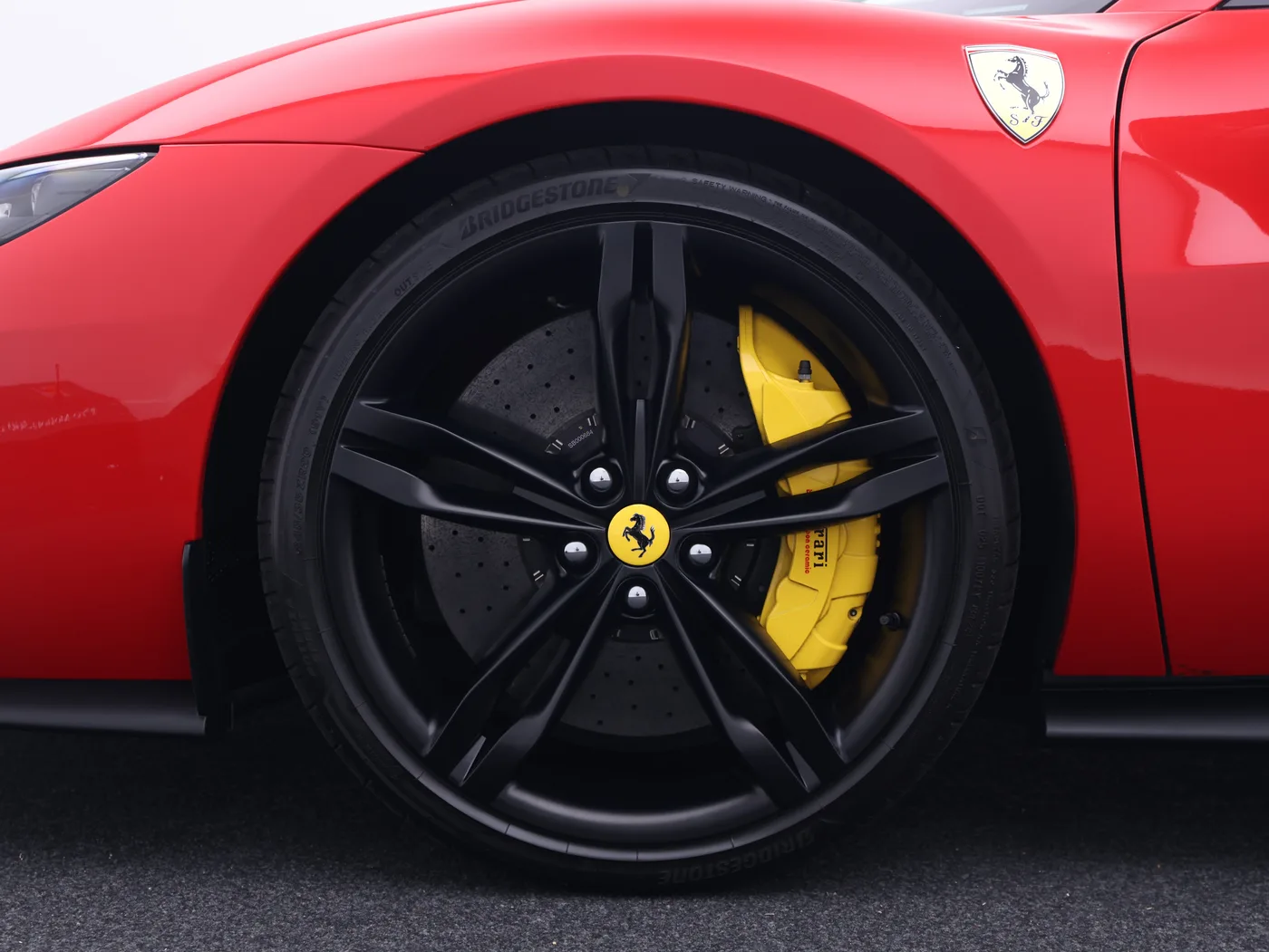 2025 Ferrari 296 GTS offered by a specialist dealer in Frankfurt am Main, Germany, photo 13 of 25