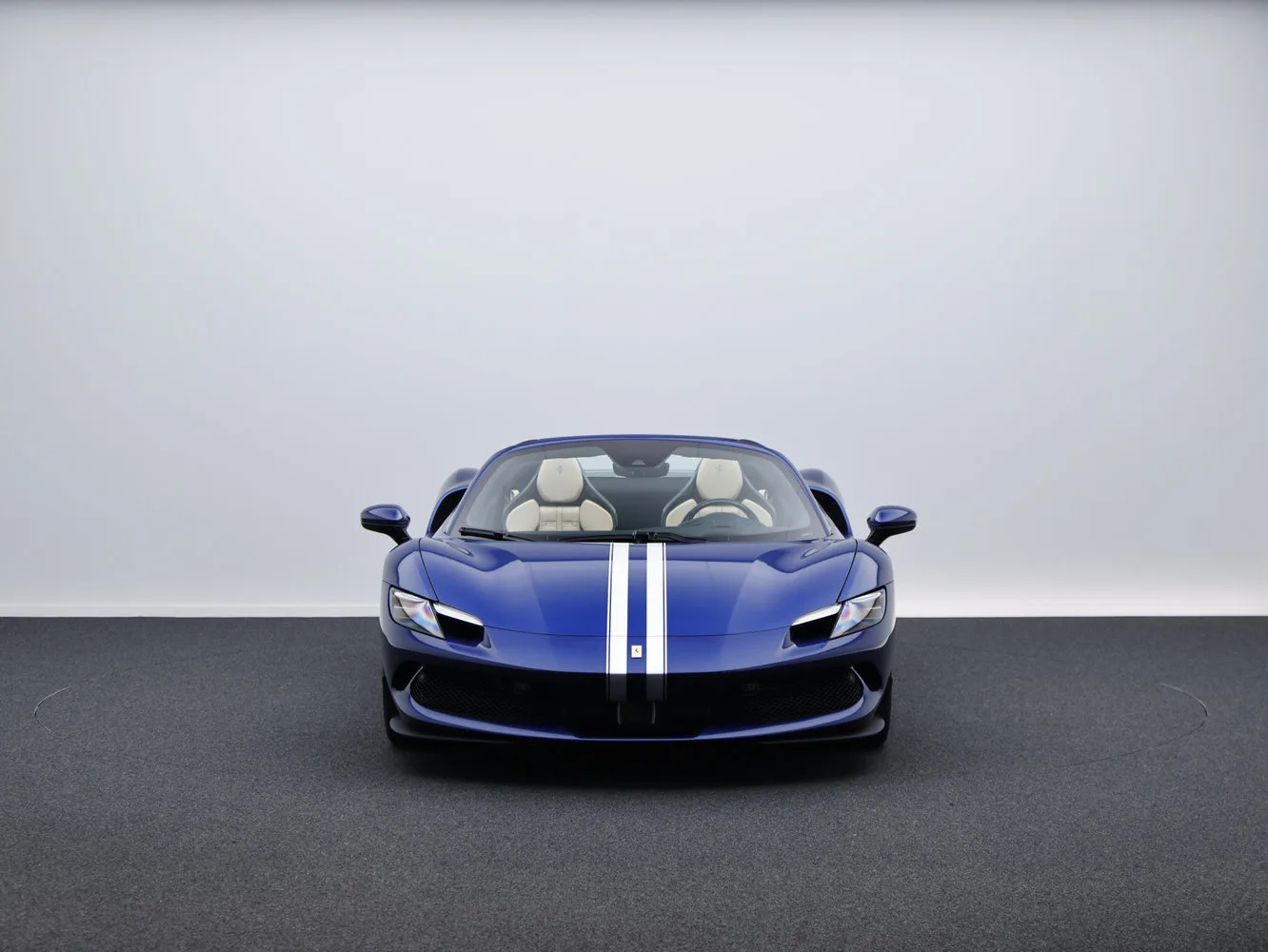 2025 Ferrari 296 GTS offered by a specialist dealer in Frankfurt am Main, Germany, main photo