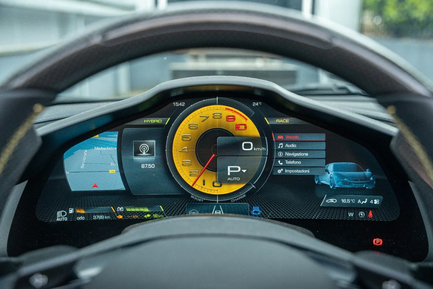 2025 Ferrari 296 GTS angeboten von einem Supersportwagenhändler in Gronau, Deutschland, Foto 20 von 25