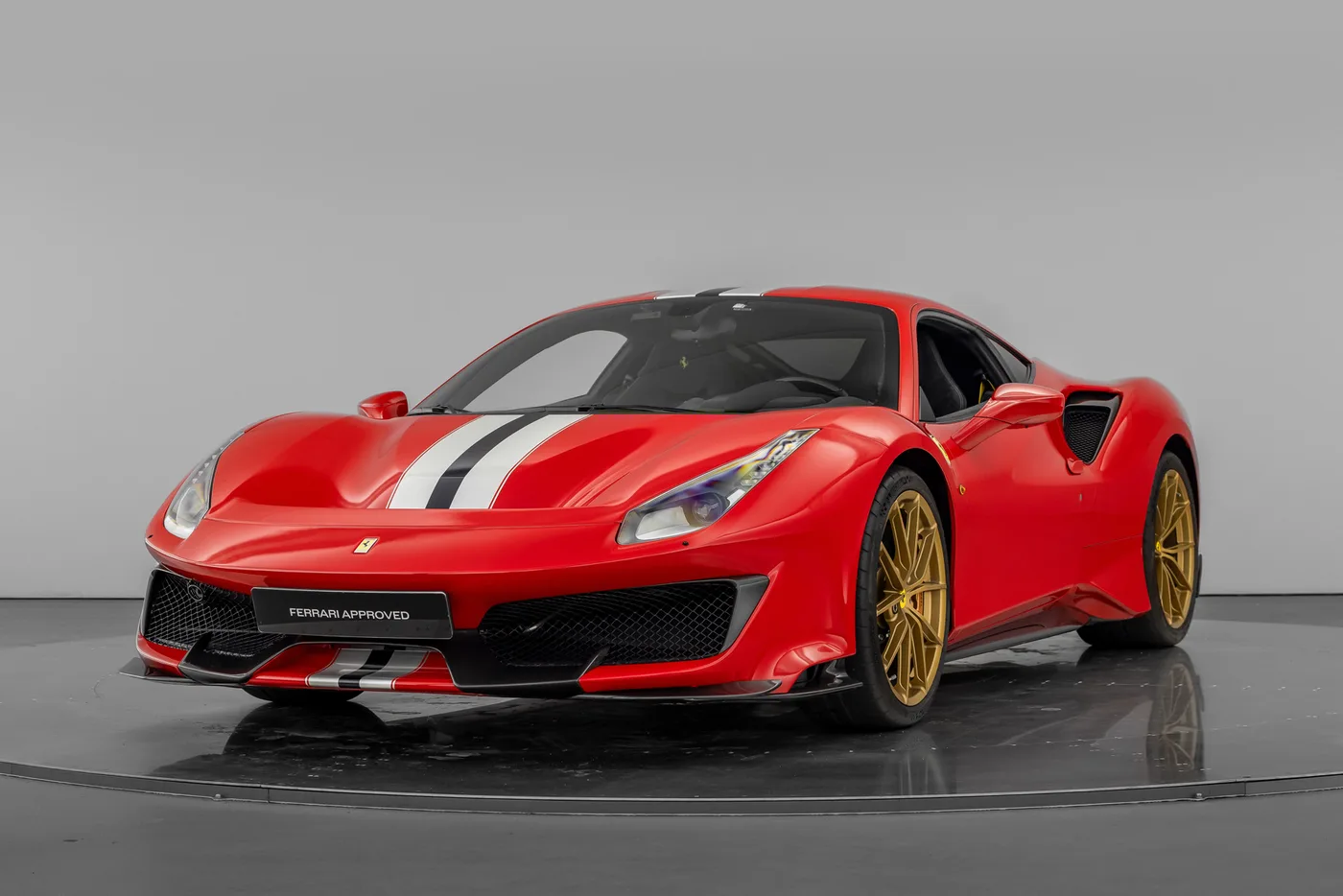 2025 Ferrari 488 Pista offered by a franchised dealer group in Hatfield, United Kingdom, photo 3 of 25
