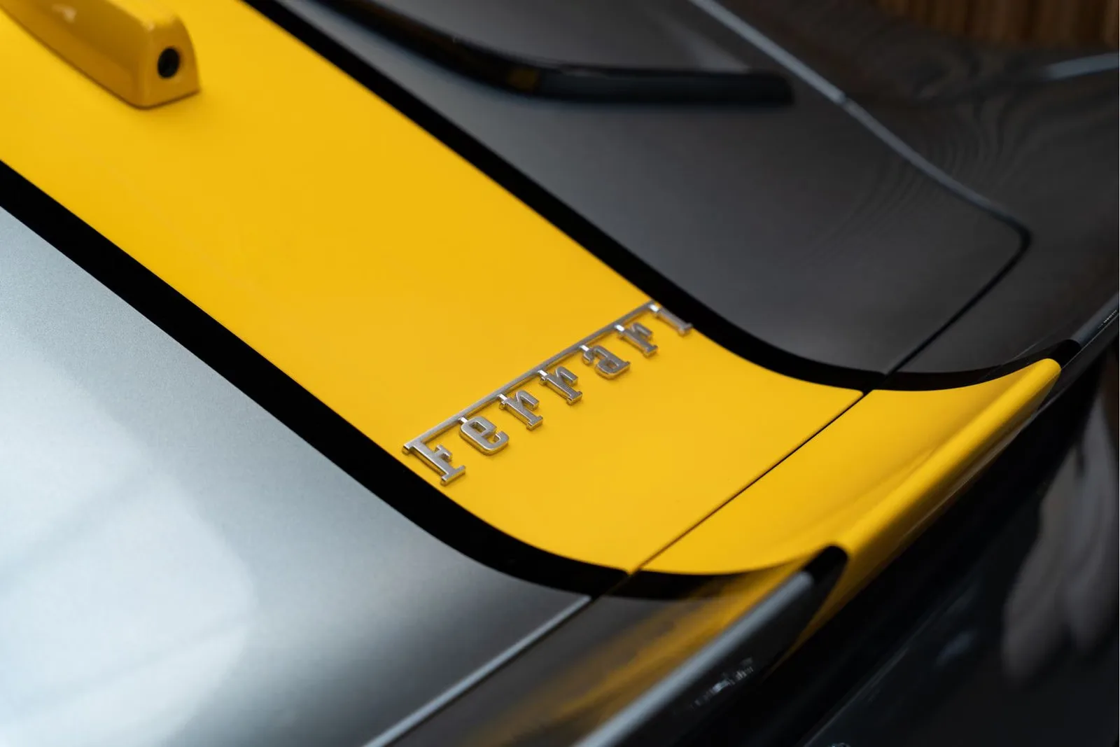 2025 Ferrari 812 Competizione, 24/30