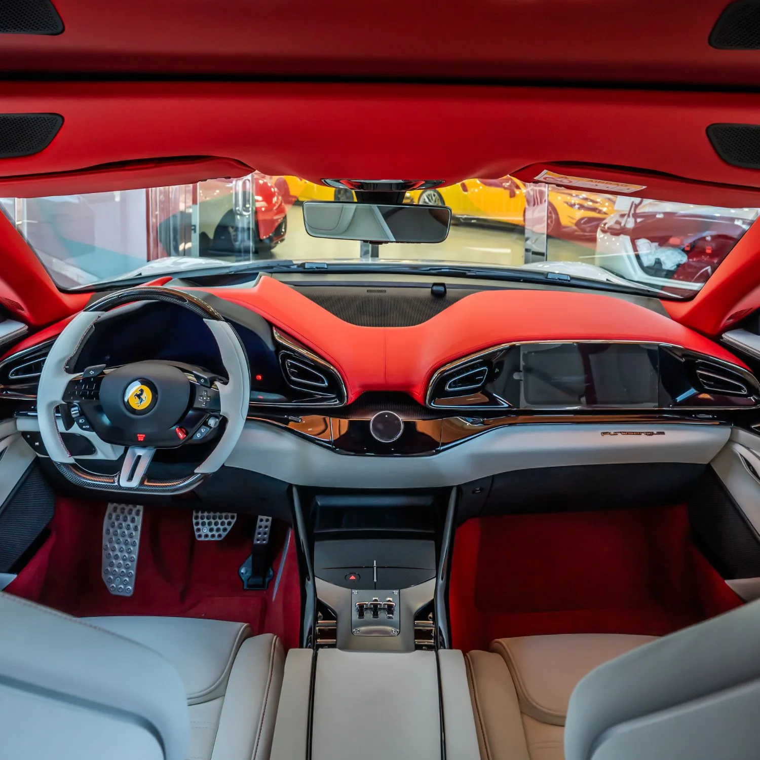 2025 Ferrari Purosangue angeboten von einem Fachhändler in Dubai, Vereinigte Arabische Emirate, Foto 9 von 21