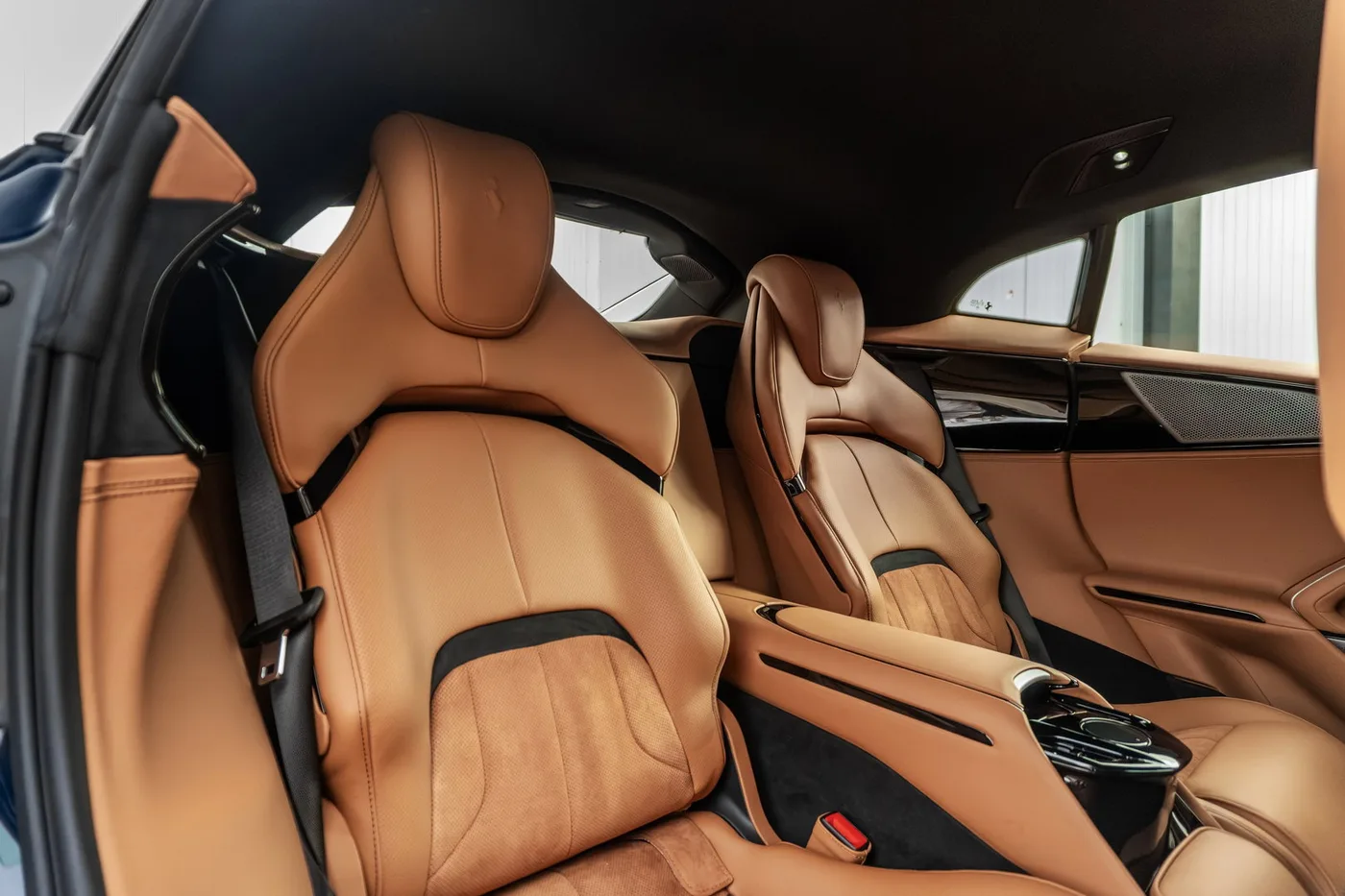 2025 Ferrari Purosangue proposée par un spécialiste de la supercar à Woerden, Pays-Bas, photo 24 sur 25
