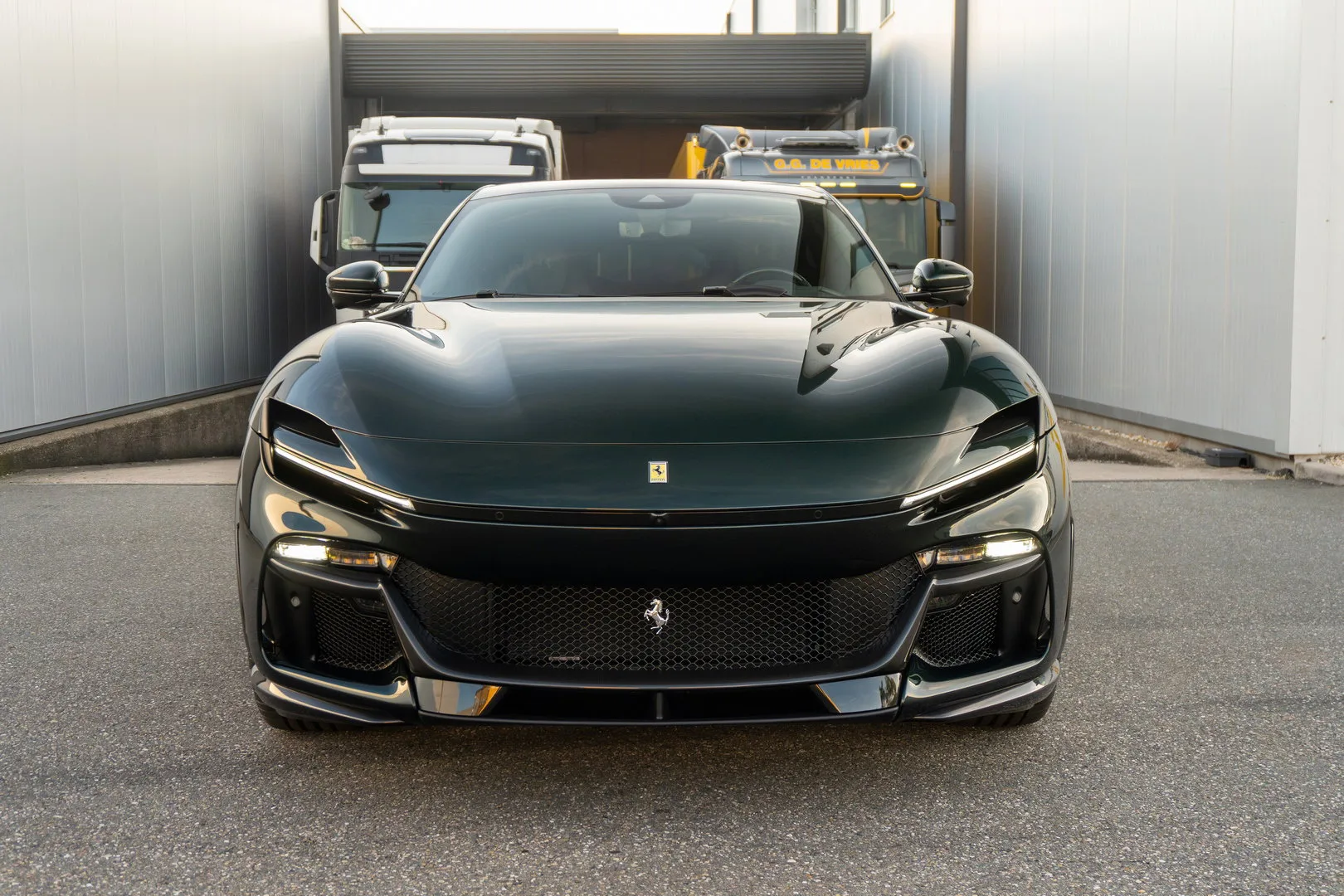 2025 Ferrari Purosangue, 17/28