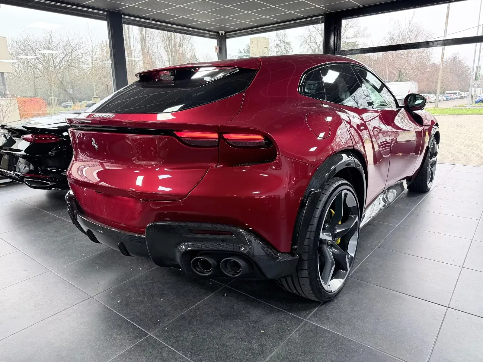 2025 Ferrari Purosangue, 3/24