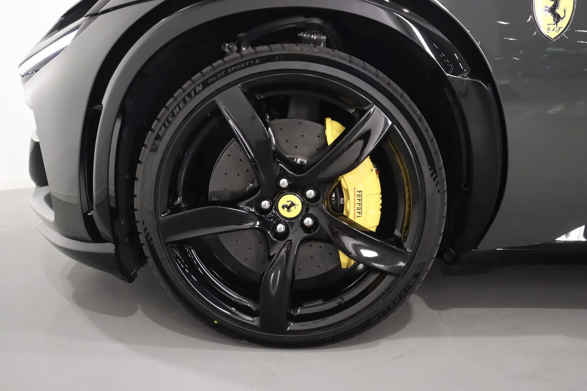 2025 Ferrari Purosangue, 7/26