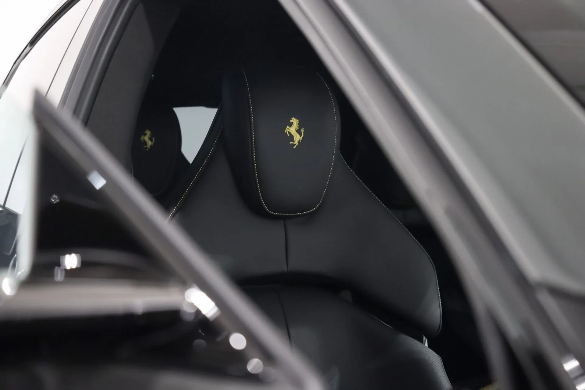 2025 Ferrari Purosangue, 8/26