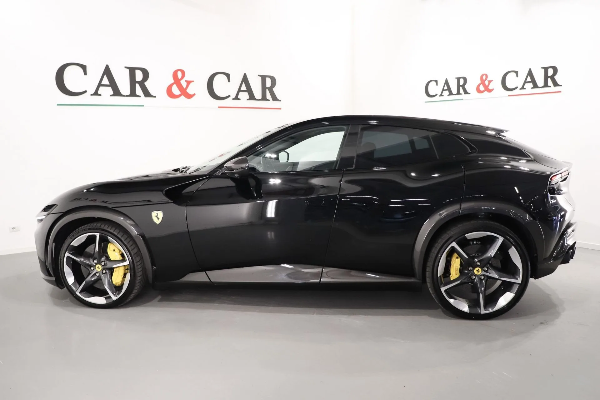 2025 Ferrari Purosangue, 6/24