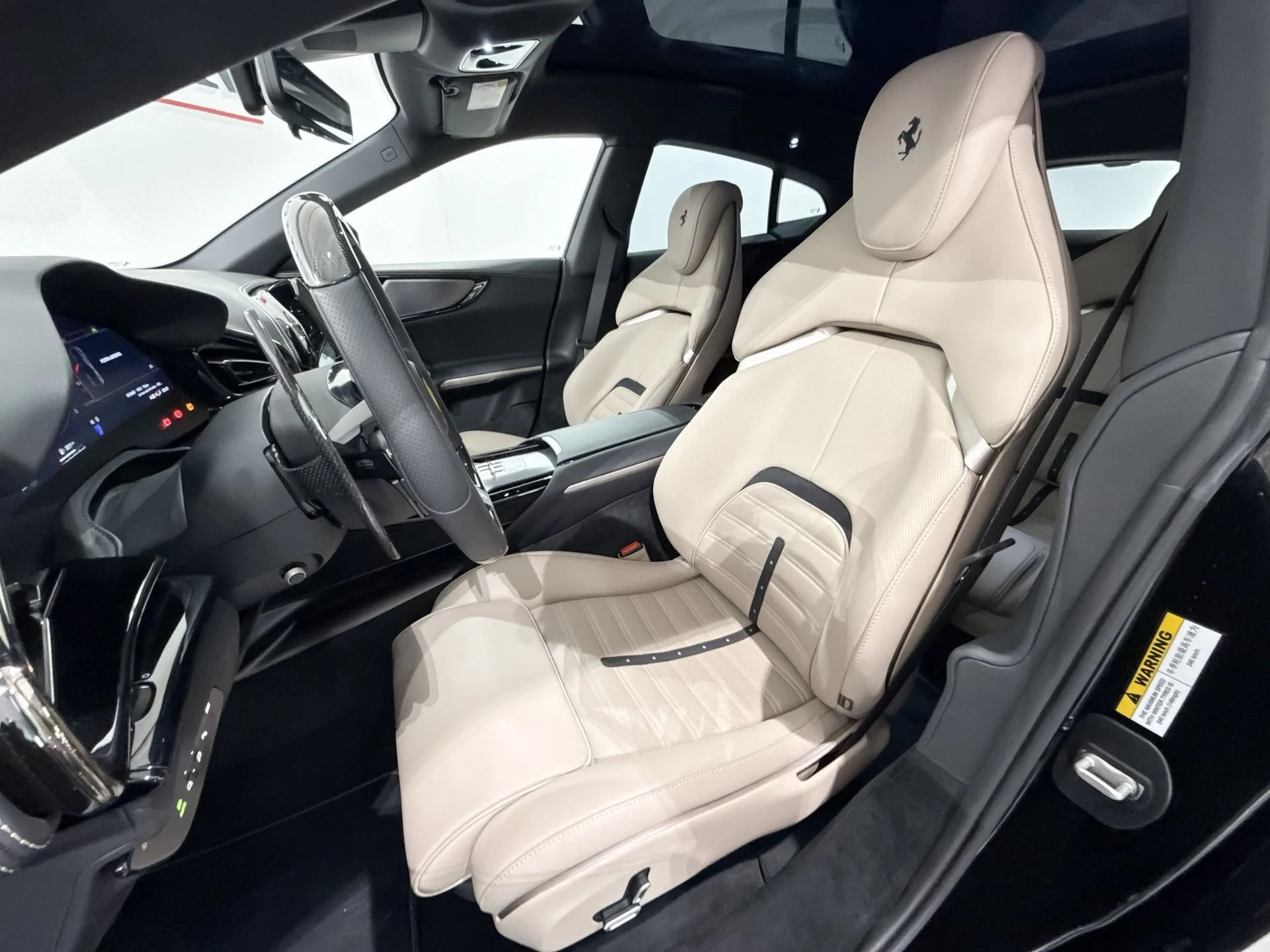 2025 Ferrari Purosangue, 9/24