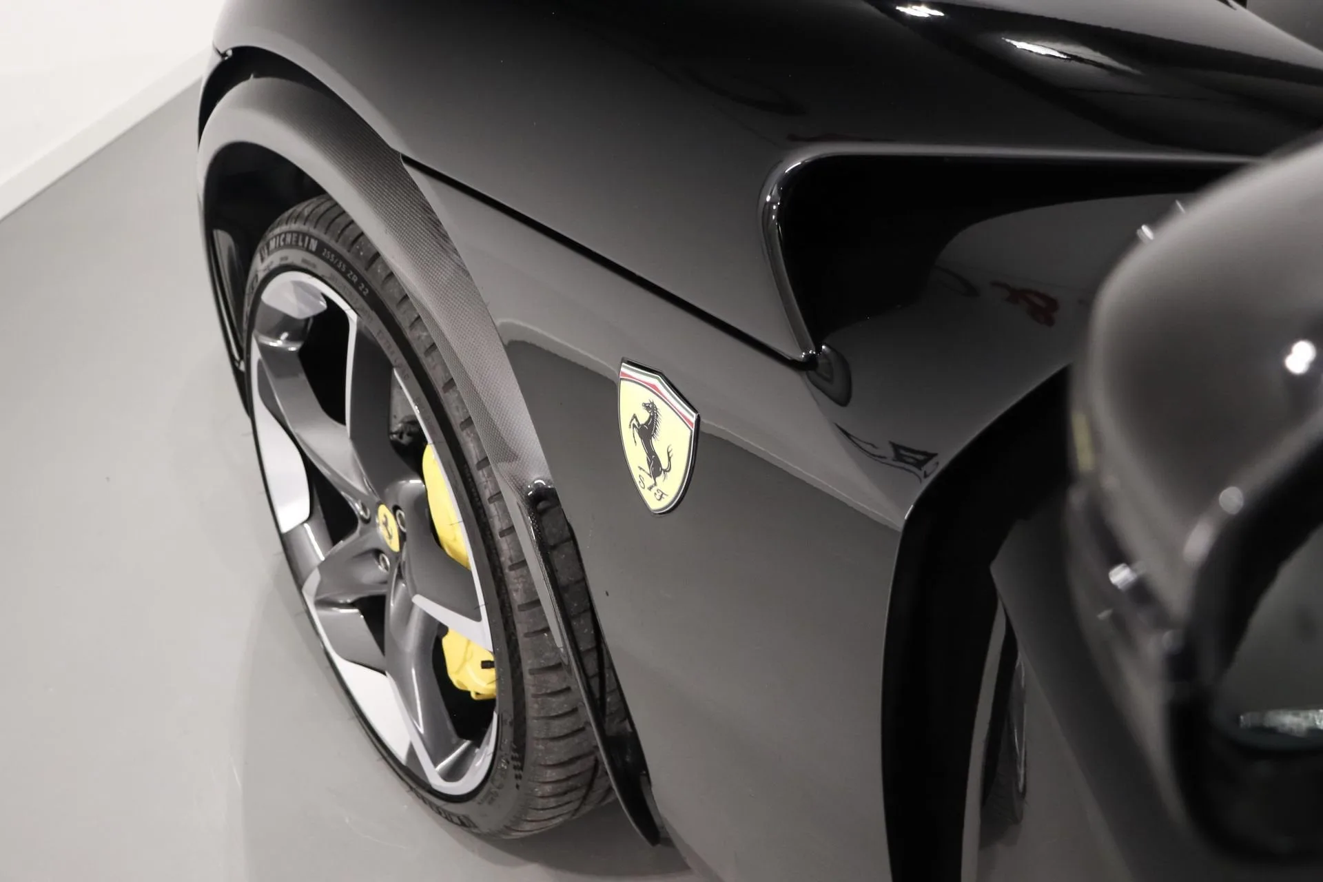 2025 Ferrari Purosangue, 10/24
