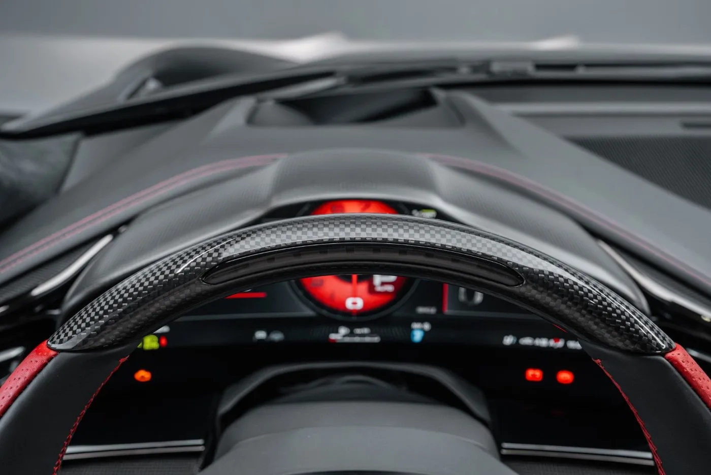 2025 Ferrari Purosangue proposée par un concessionnaire spécialisé à Putzbrunn, Allemagne, photo 22 sur 25