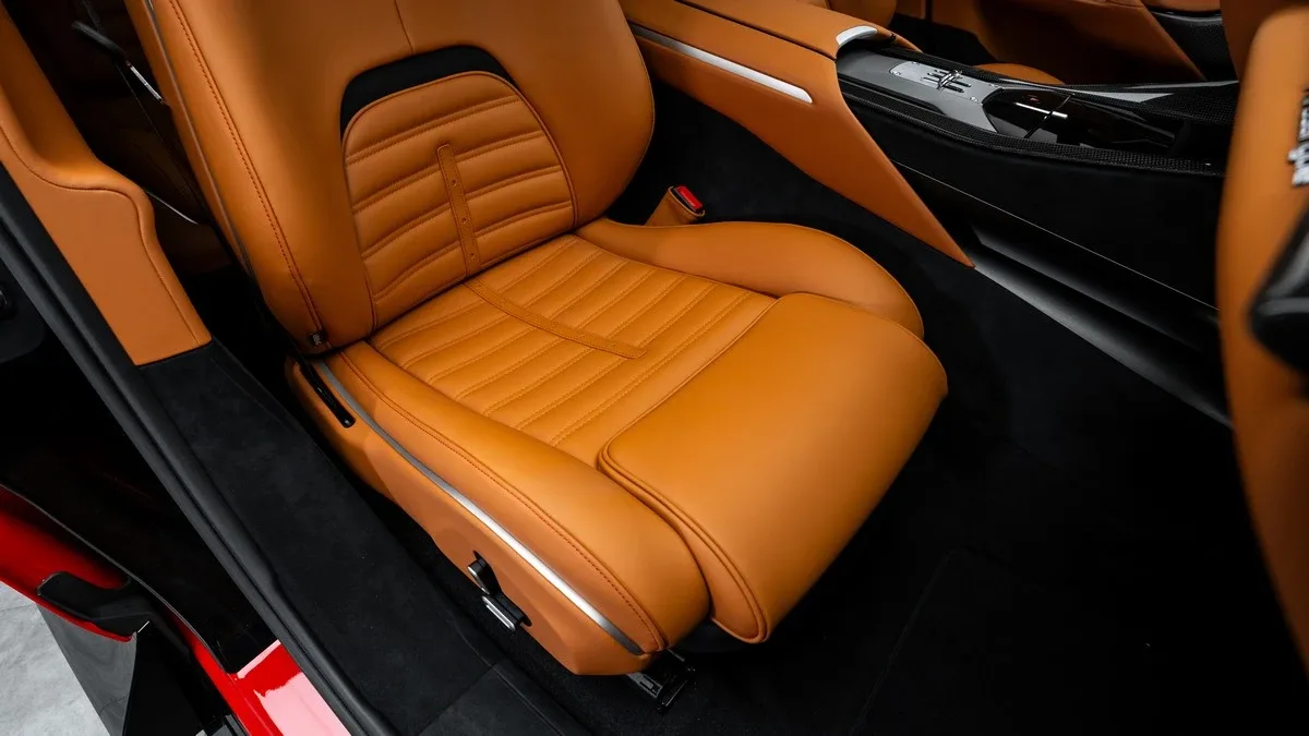 2025 Ferrari Purosangue angeboten von einem Fachhändler in Dubai, Vereinigte Arabische Emirate, Foto 21 von 25