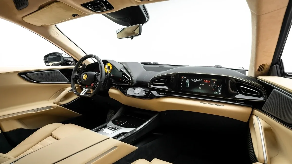 2025 Ferrari Purosangue, 23/29