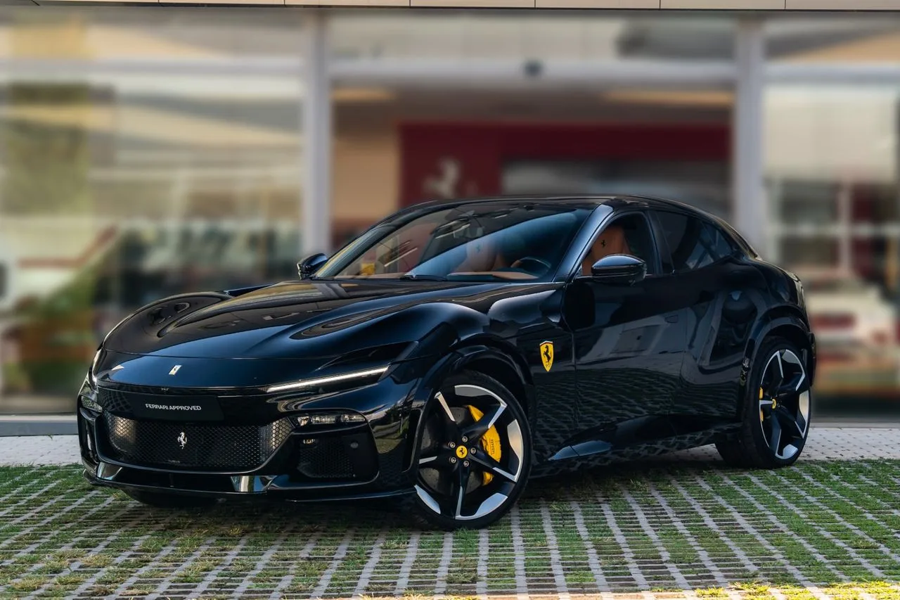 2025 Ferrari Purosangue angeboten von einem Fachhändler in San Pedro Alcántara, Spanien, Hauptfoto