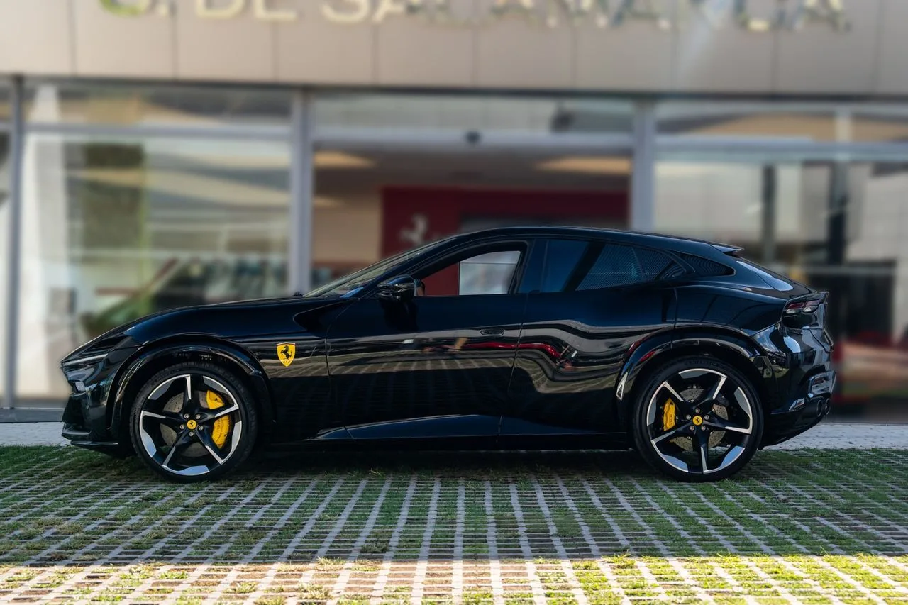 2025 Ferrari Purosangue, 3/30