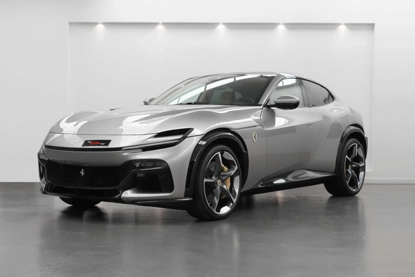 2025 Ferrari Purosangue offered by a specialist dealer in Dubai, United Arab Emirates, photo 7 of 10