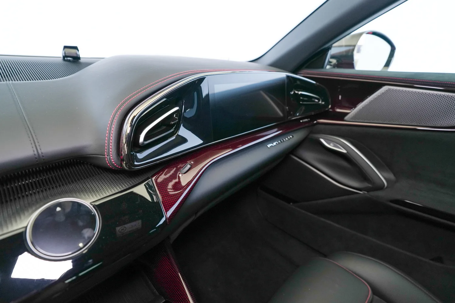 2025 Ferrari Purosangue, 6/20