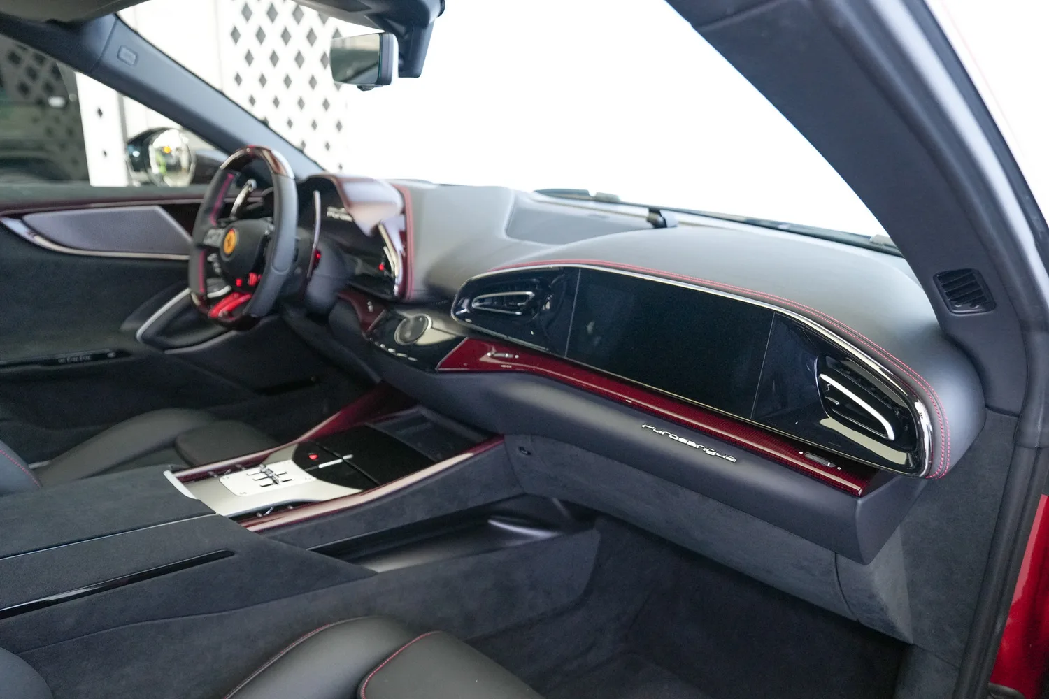2025 Ferrari Purosangue, 13/20