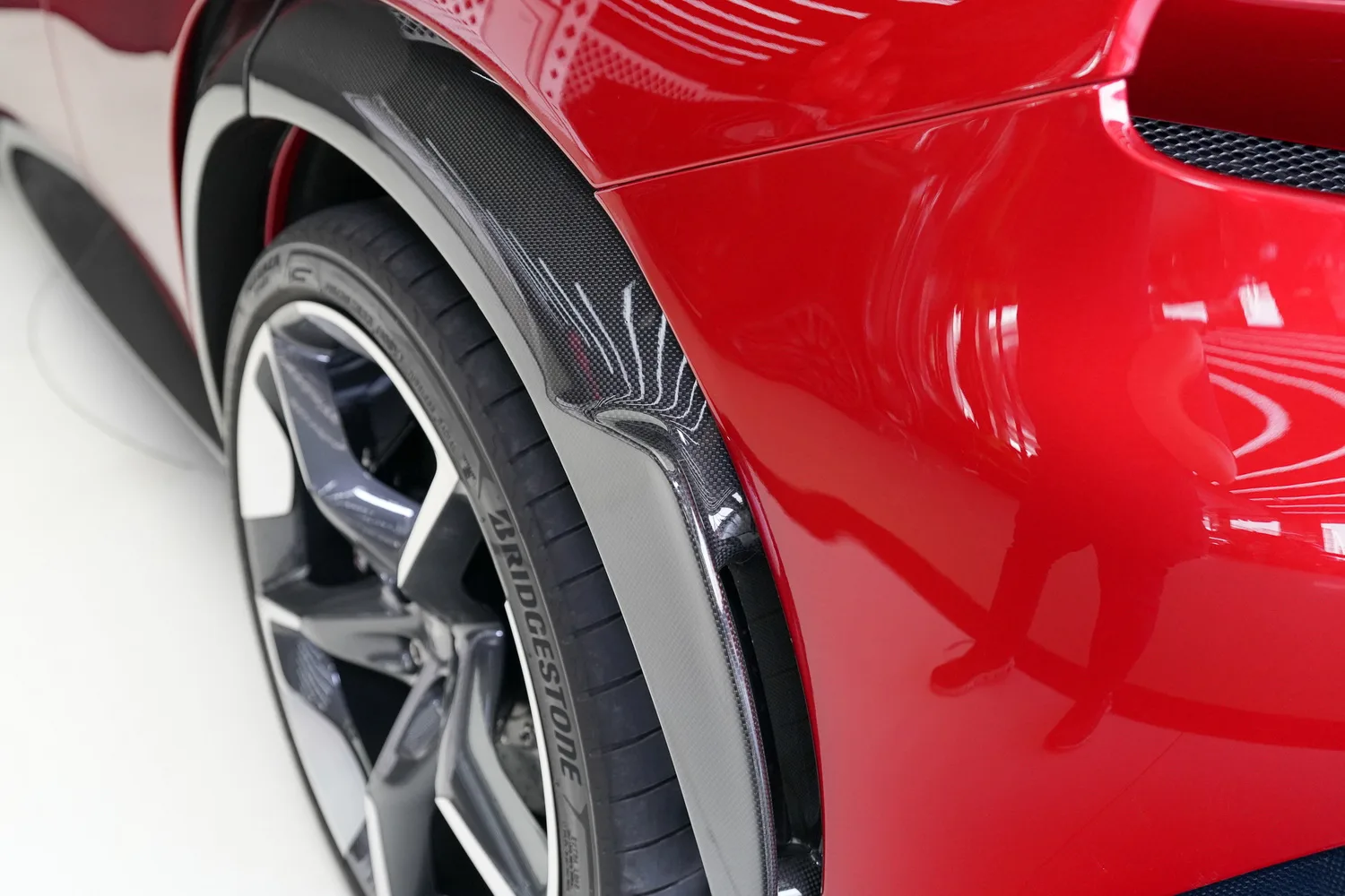 2025 Ferrari Purosangue, 15/20