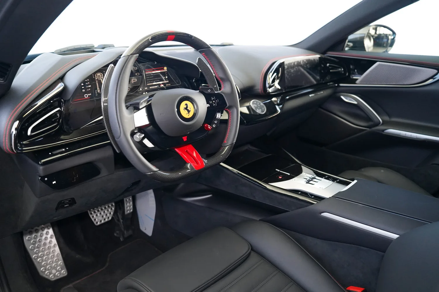 2025 Ferrari Purosangue, 19/20