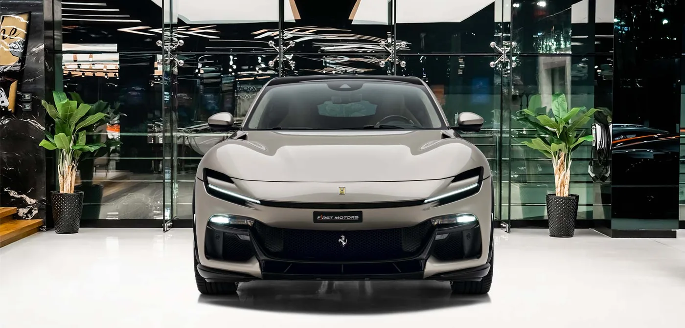 2025 Ferrari Purosangue angeboten von einem Fachhändler in Dubai, Vereinigte Arabische Emirate, Außenansicht 3