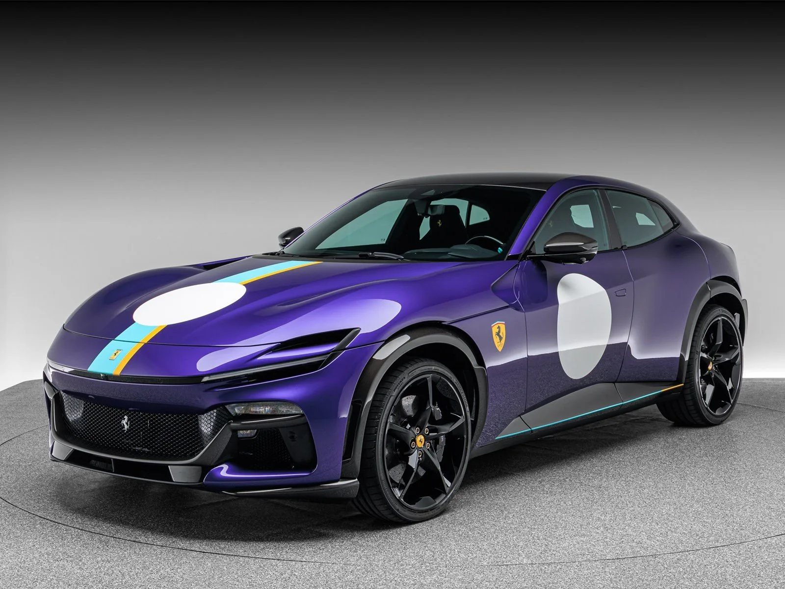 2025 Ferrari Purosangue angeboten von einem Fachhändler in Böblingen, Deutschland, Hauptfoto