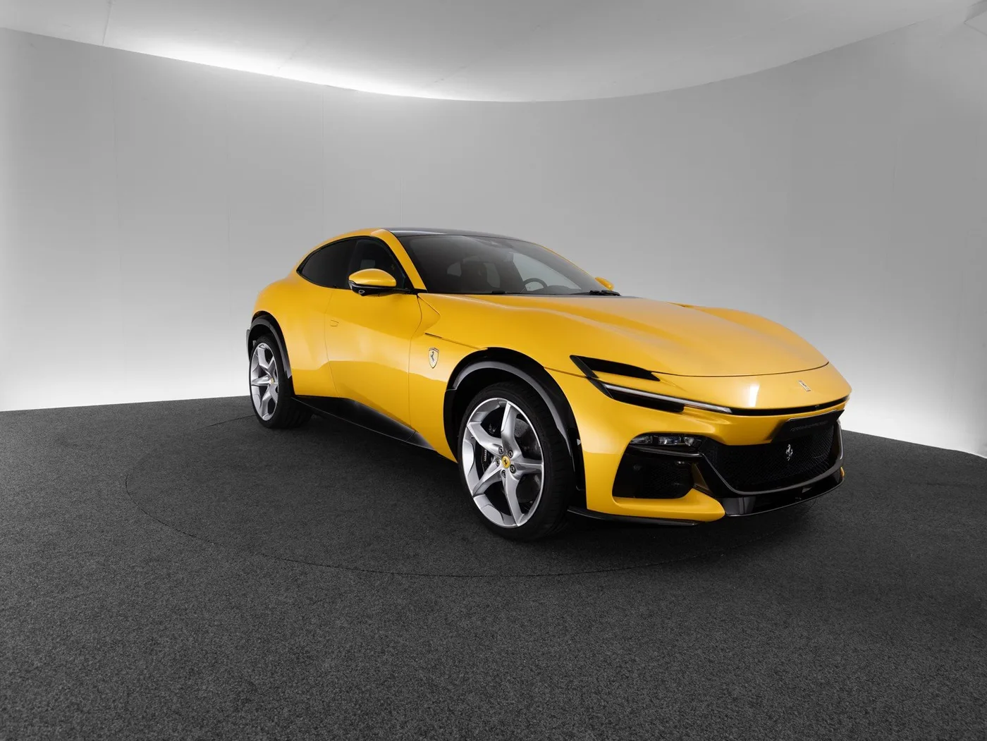 2025 Ferrari Purosangue angeboten von einem Fachhändler in Singen, Deutschland, Foto 8 von 15