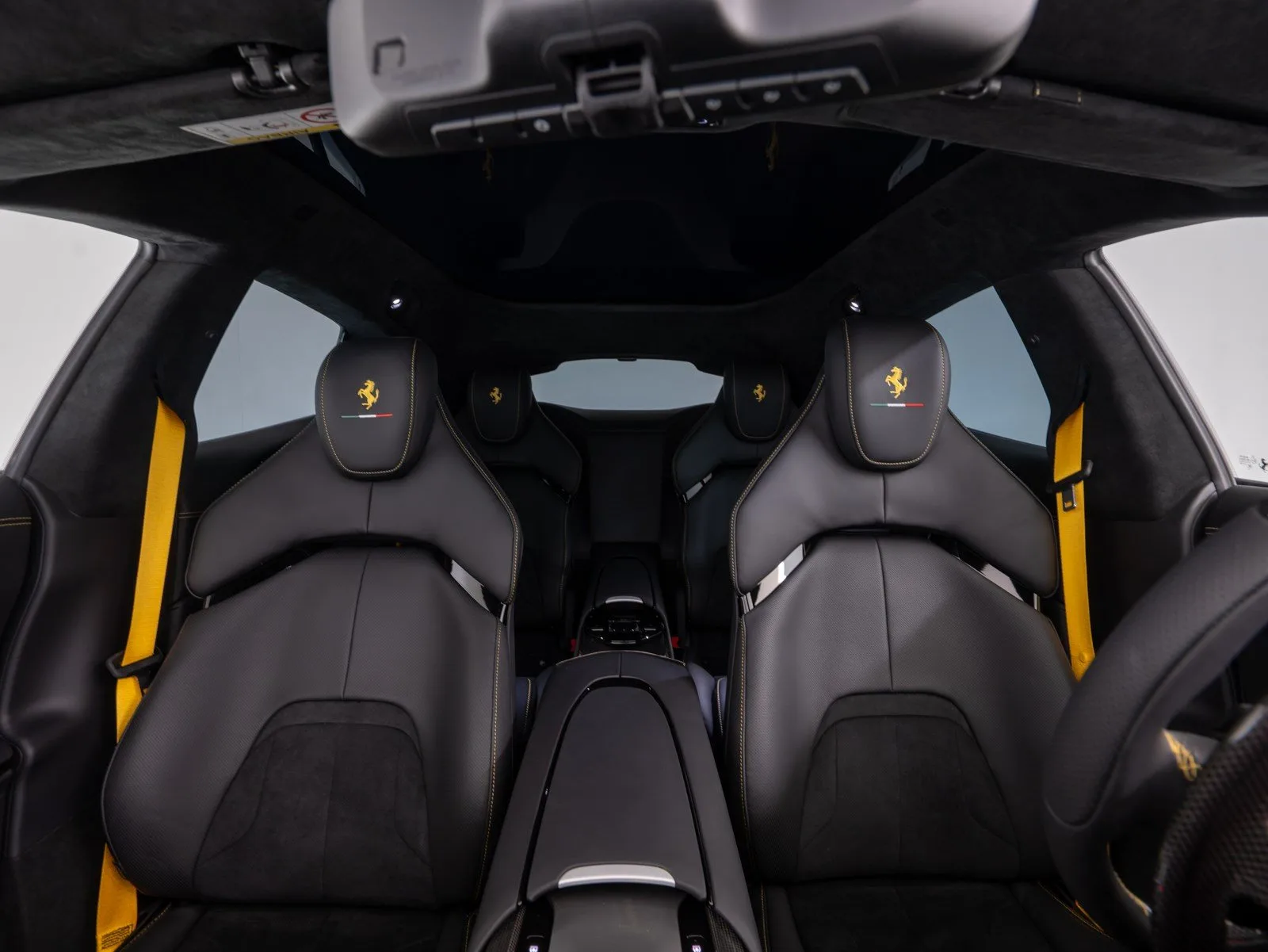 2025 Ferrari Purosangue, 10/30