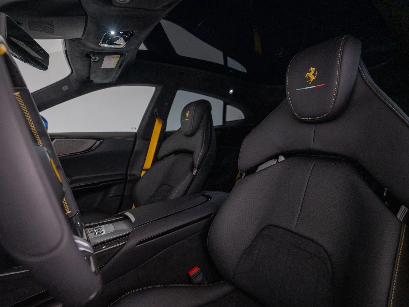 2025 Ferrari Purosangue, 25/30