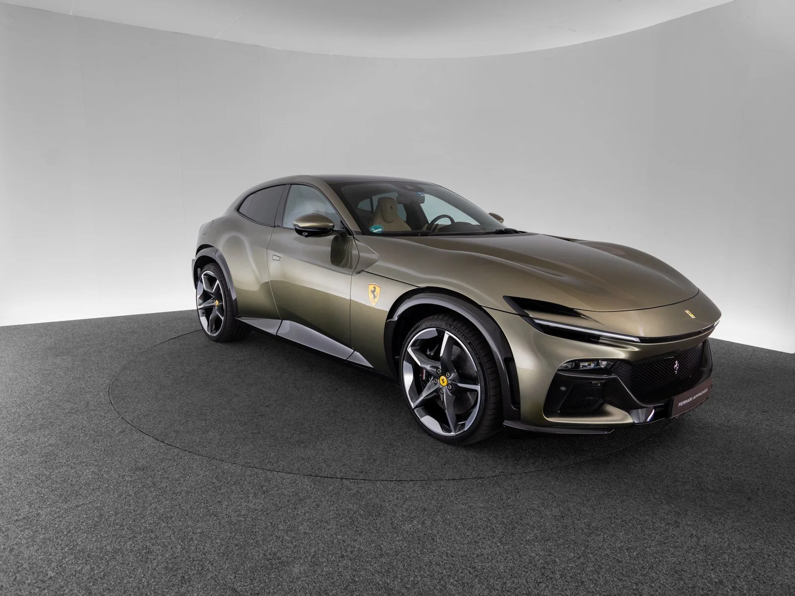 2025 Ferrari Purosangue, 3/30