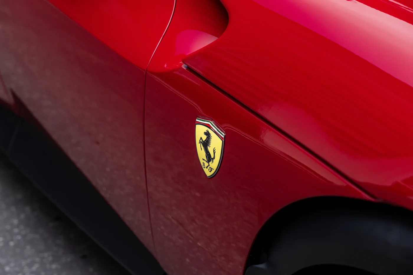 2025 Ferrari Purosangue angeboten von einer Vertragshändlergruppe in Mayfair, Vereinigtes Königreich, Foto 11 von 25