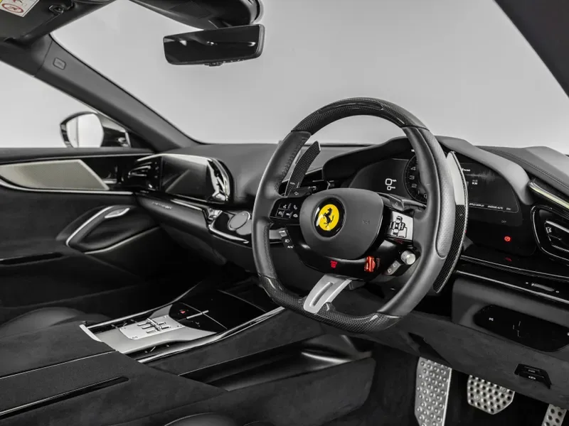 2025 Ferrari Purosangue, 27/30