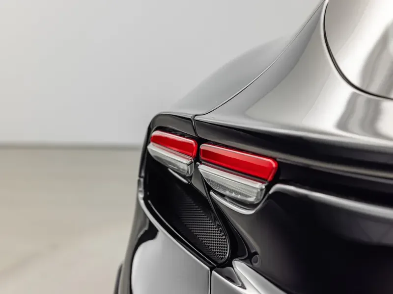2025 Ferrari Purosangue, 28/30