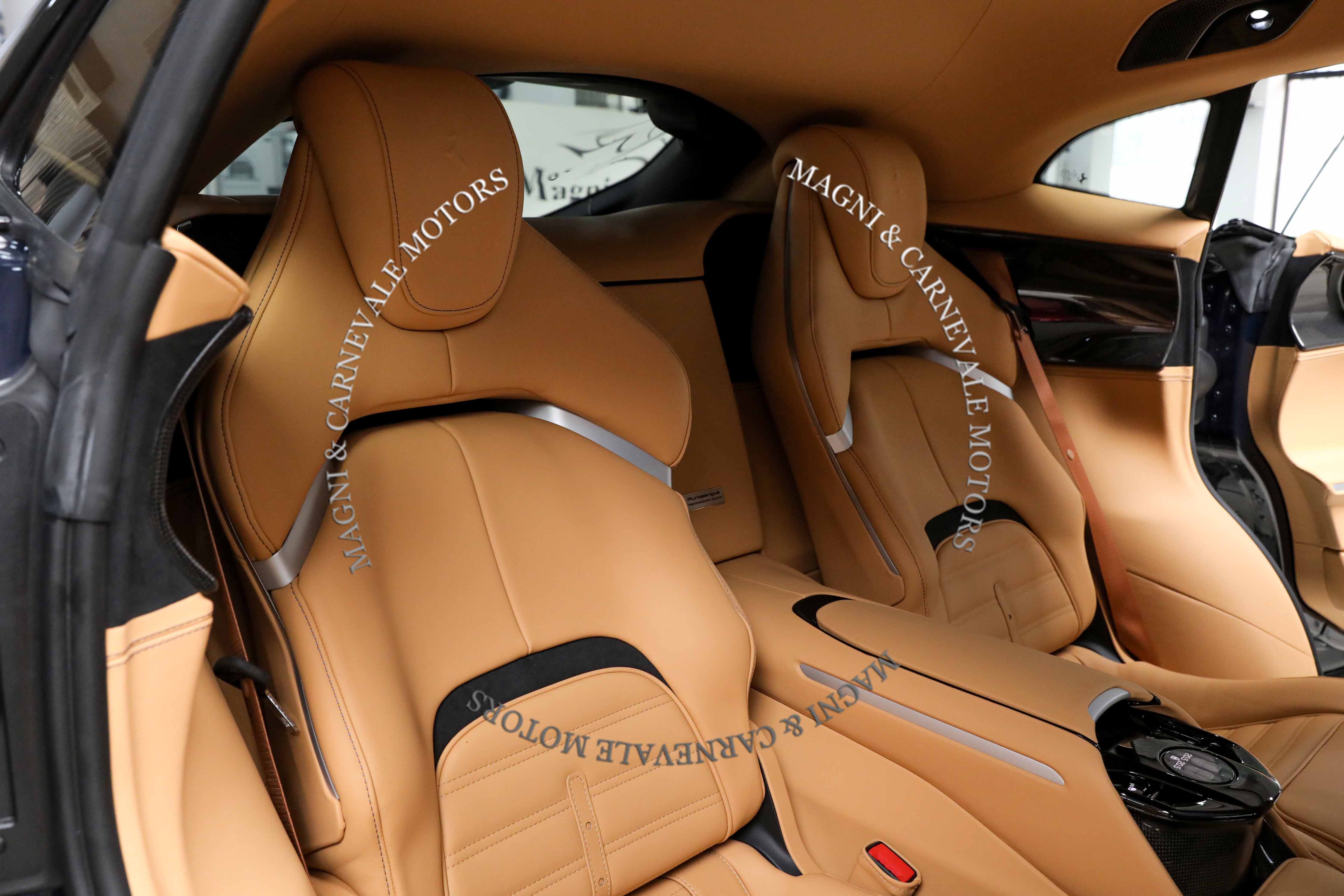 2025 Ferrari Purosangue angeboten von einem Fachhändler in Milan, Italien, Foto 18 von 20
