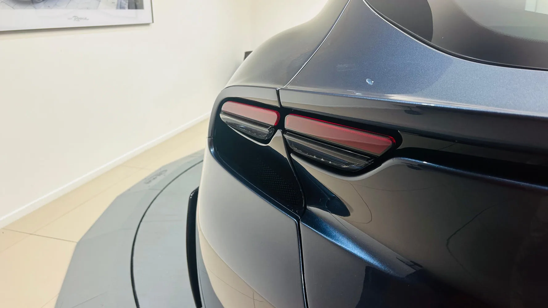 2025 Ferrari Purosangue, 28/30