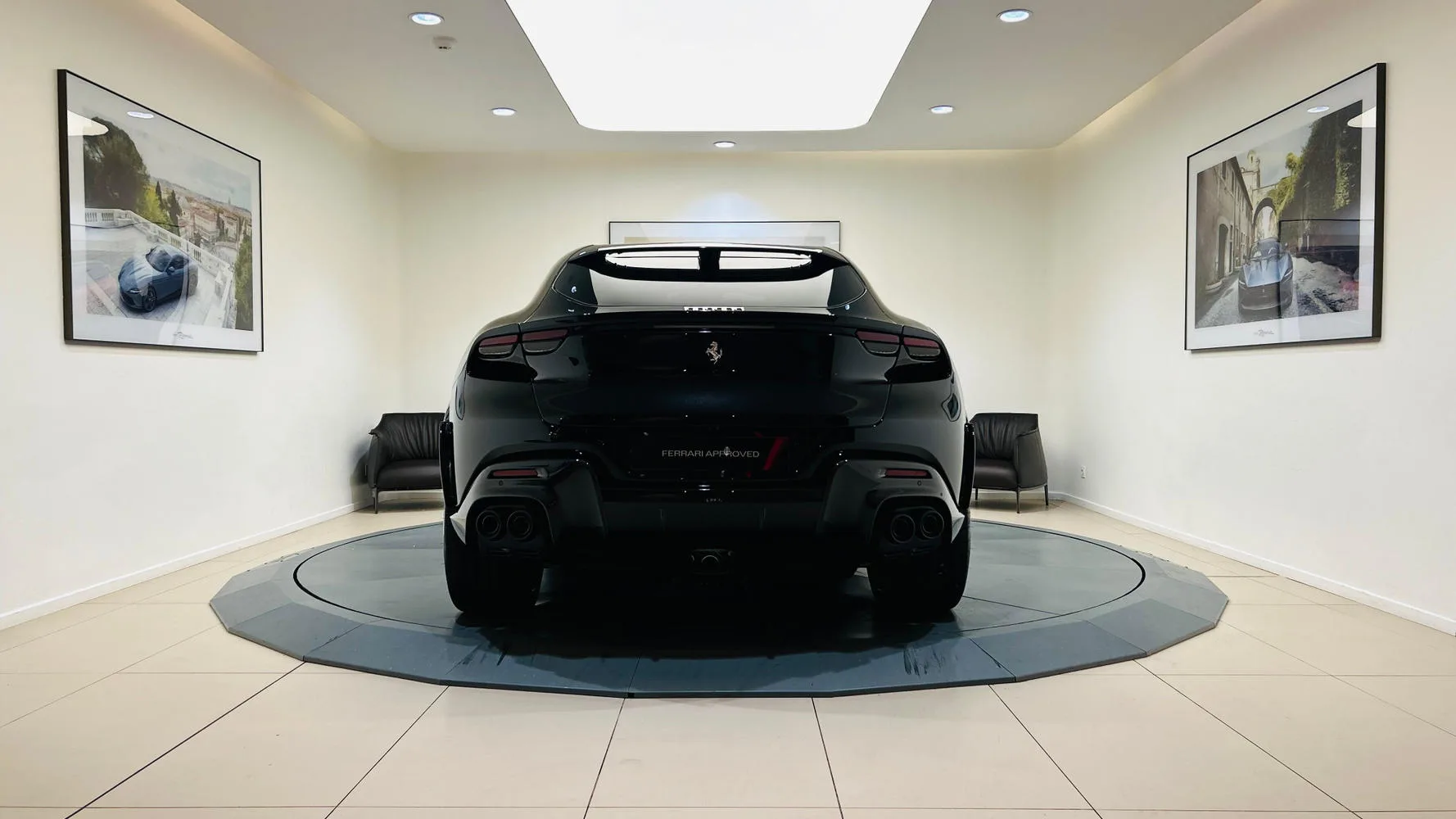 2025 Ferrari Purosangue, 4/30