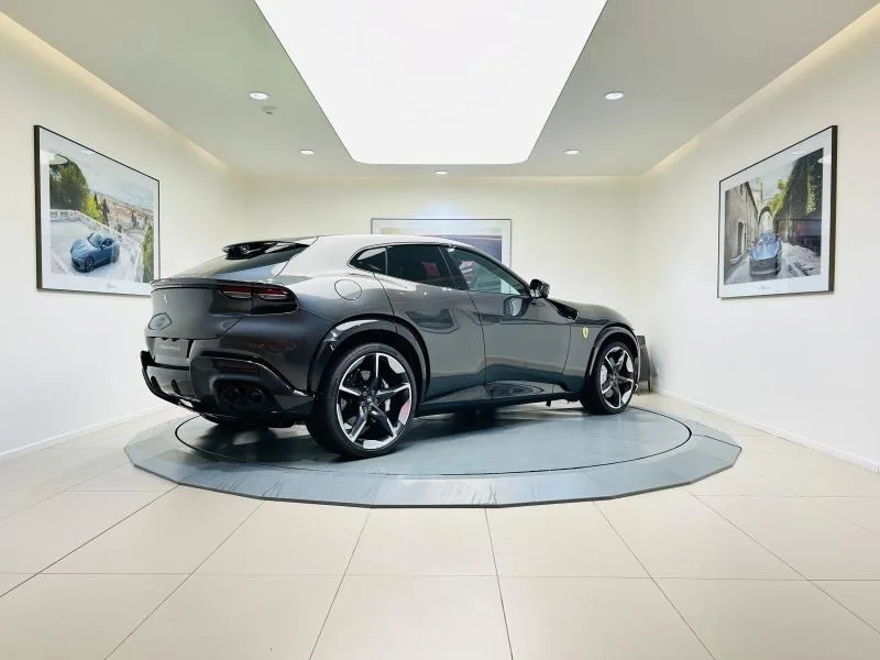 2025 Ferrari Purosangue, 4/20