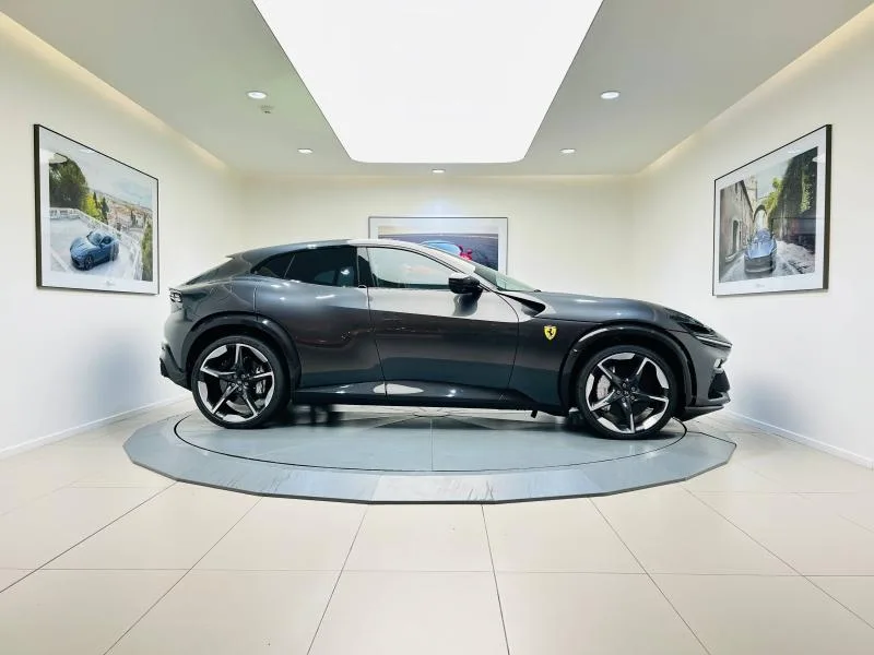 2025 Ferrari Purosangue, 10/20