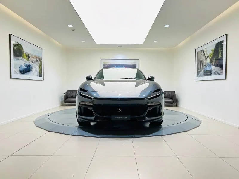2025 Ferrari Purosangue, 11/20