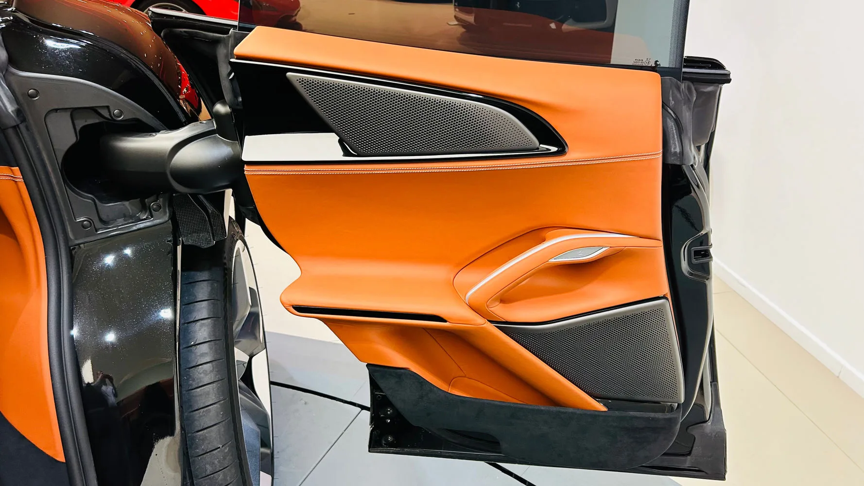2025 Ferrari Purosangue, 27/30
