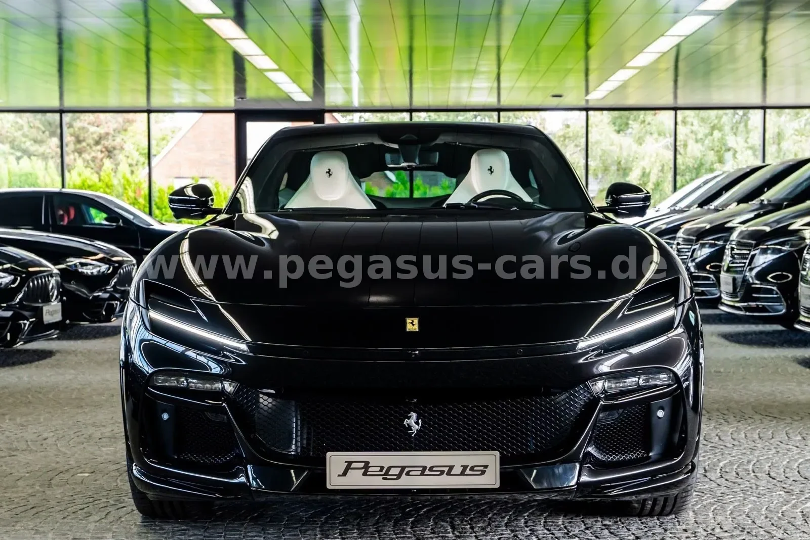 2025 Ferrari Purosangue, 4/30