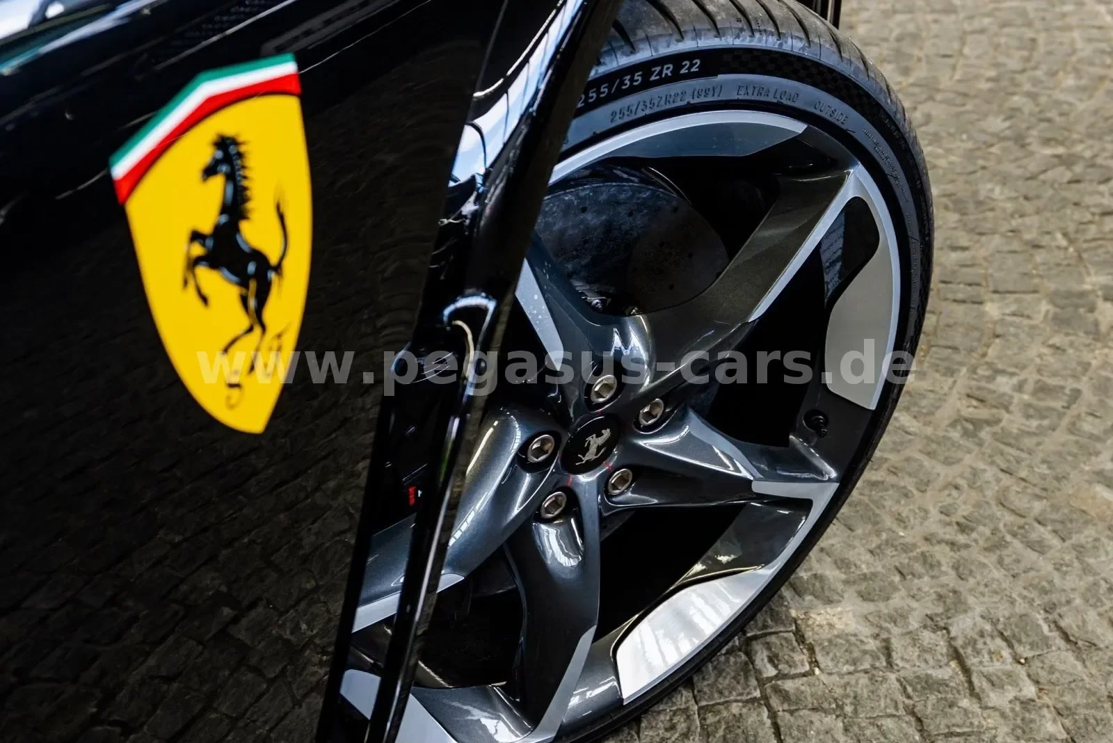 2025 Ferrari Purosangue, 21/30