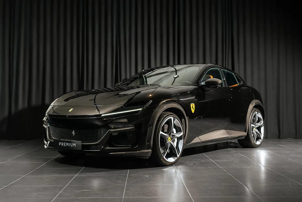 2025 Ferrari Purosangue offered by an authorised dealer in Arlöv, Sweden, main photo