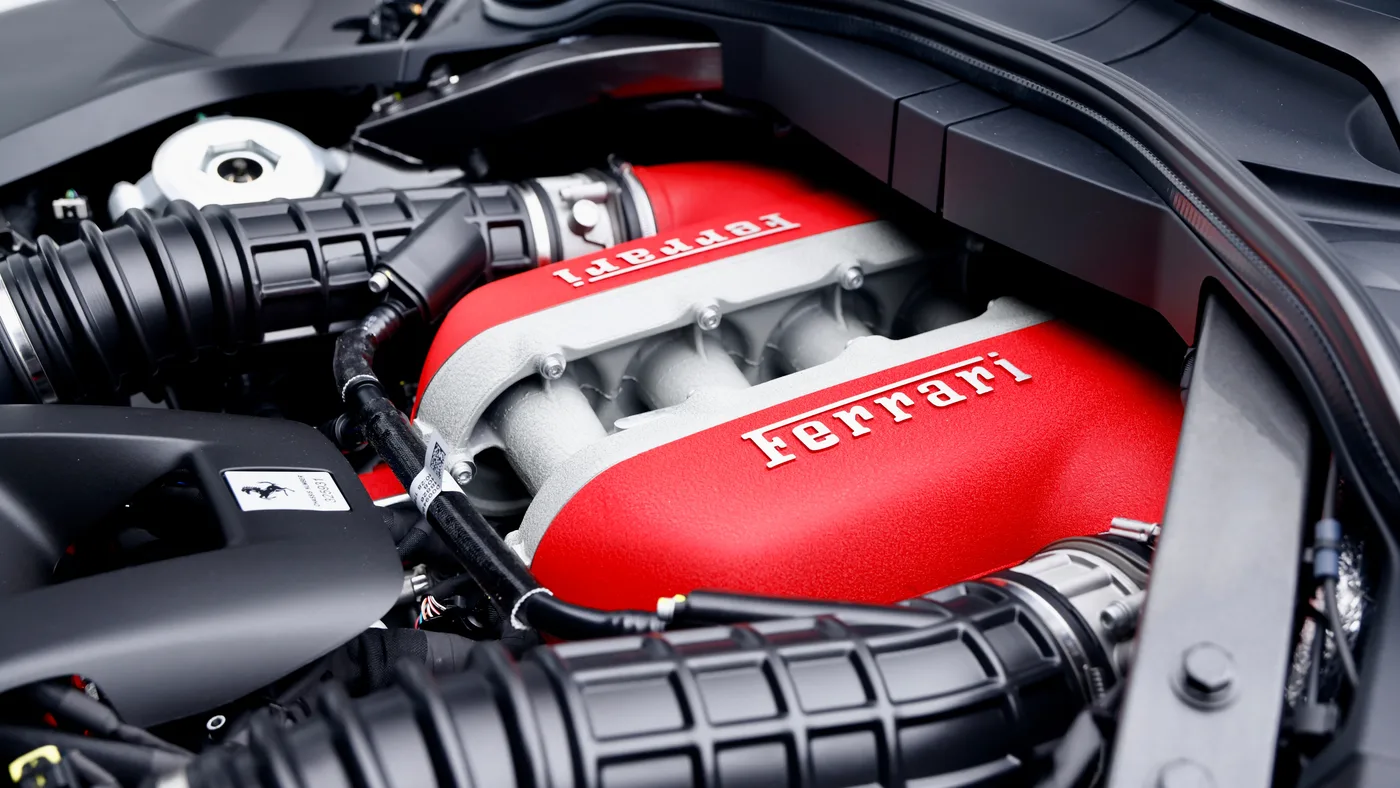 2025 Ferrari Purosangue angeboten von einem Fachhändler in Frankfurt am Main, Deutschland, Foto 7 von 15