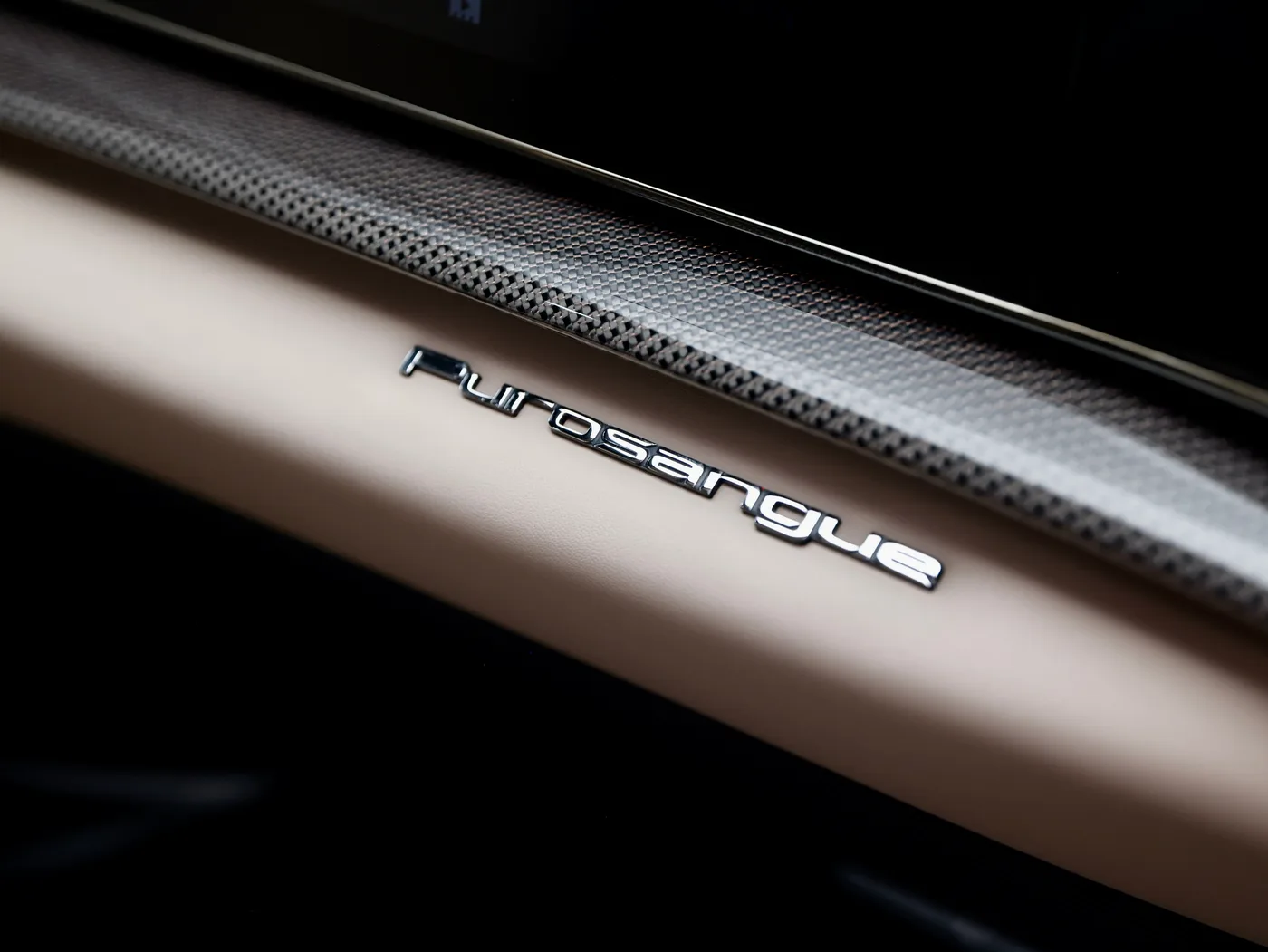 2025 Ferrari Purosangue offered by a specialist dealer in Frankfurt am Main, Germany, photo 14 of 15