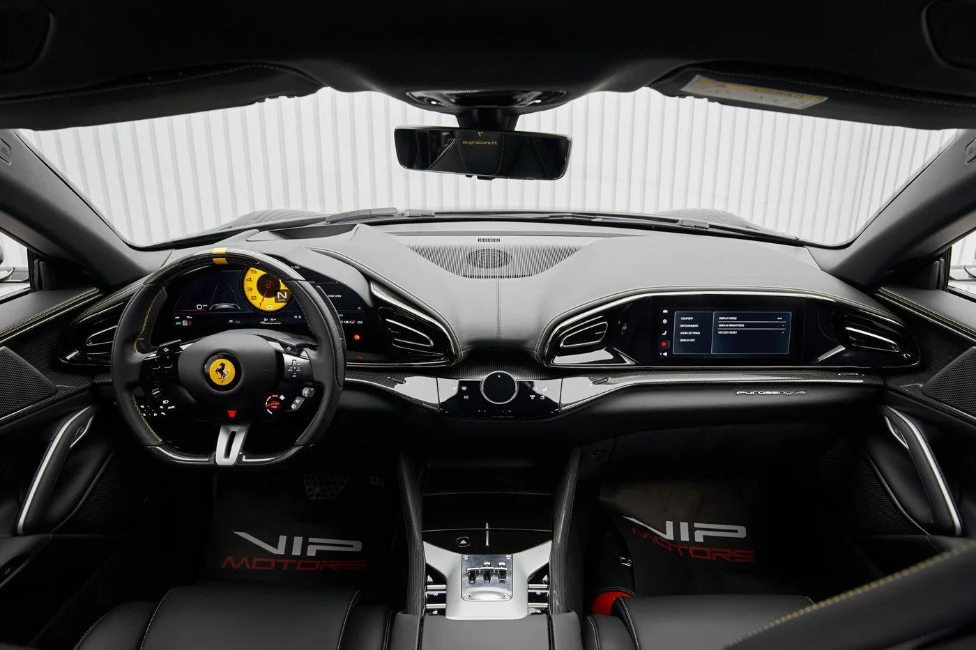 2025 Ferrari Purosangue proposée par un concessionnaire spécialisé à Dubai, Émirats arabes unis, photo 9 sur 10