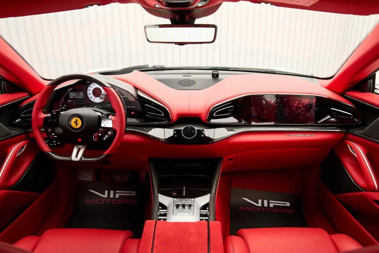 2025 Ferrari Purosangue Atelier proposée par un concessionnaire spécialisé à Dubai, Émirats arabes unis, photo 9 sur 10