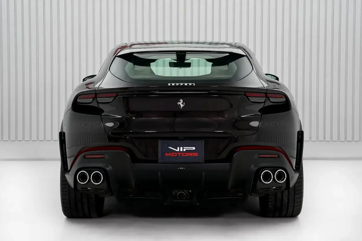 2025 Ferrari Purosangue, 5/13
