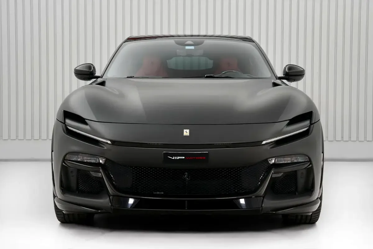 2025 Ferrari Purosangue, 2/13