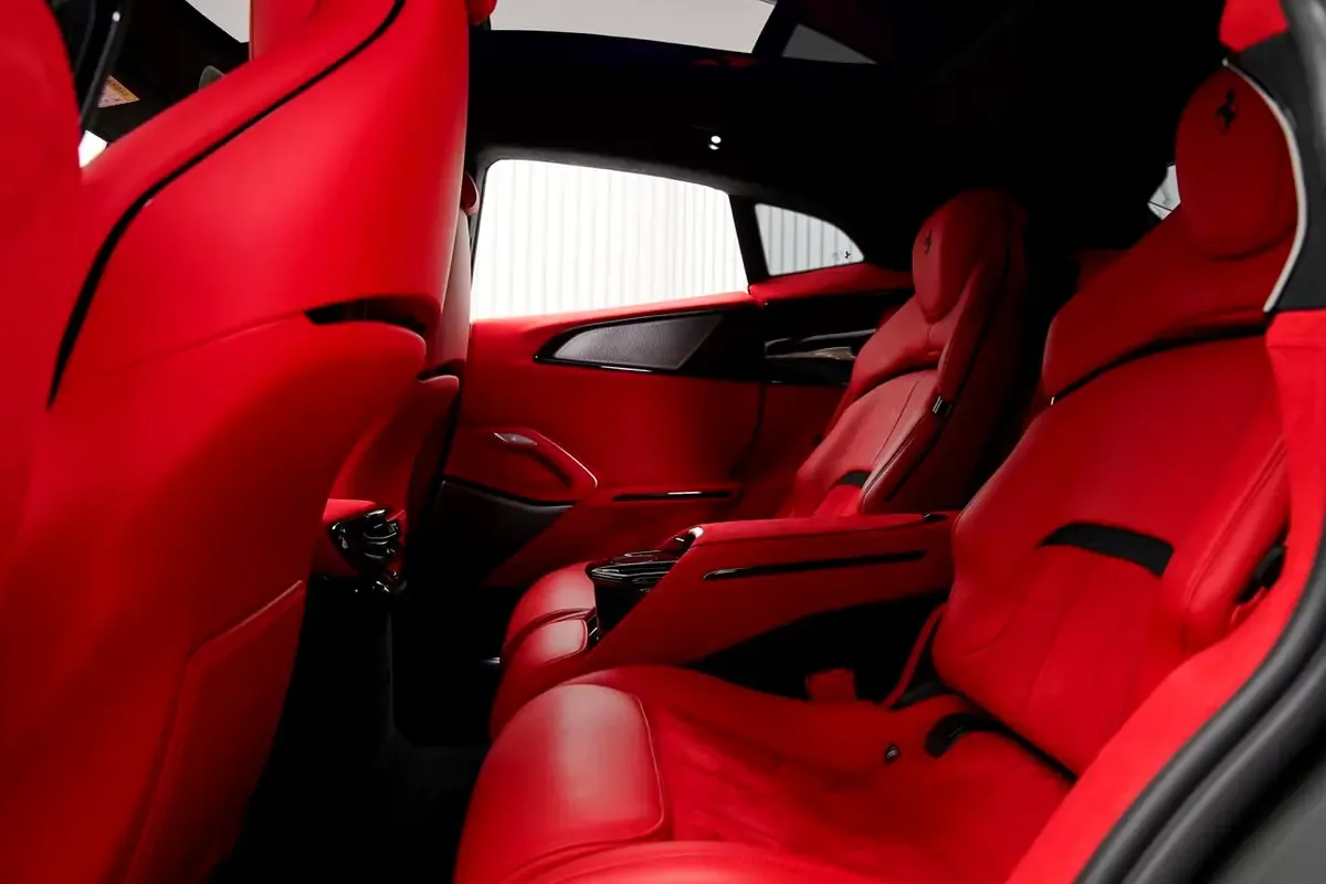 2025 Ferrari Purosangue, 13/13